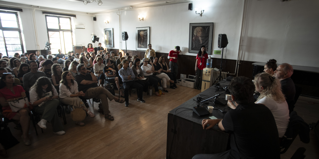 Përtej heshtjes - Fuqizimi i zërave për drejtësi dhe kujtesë